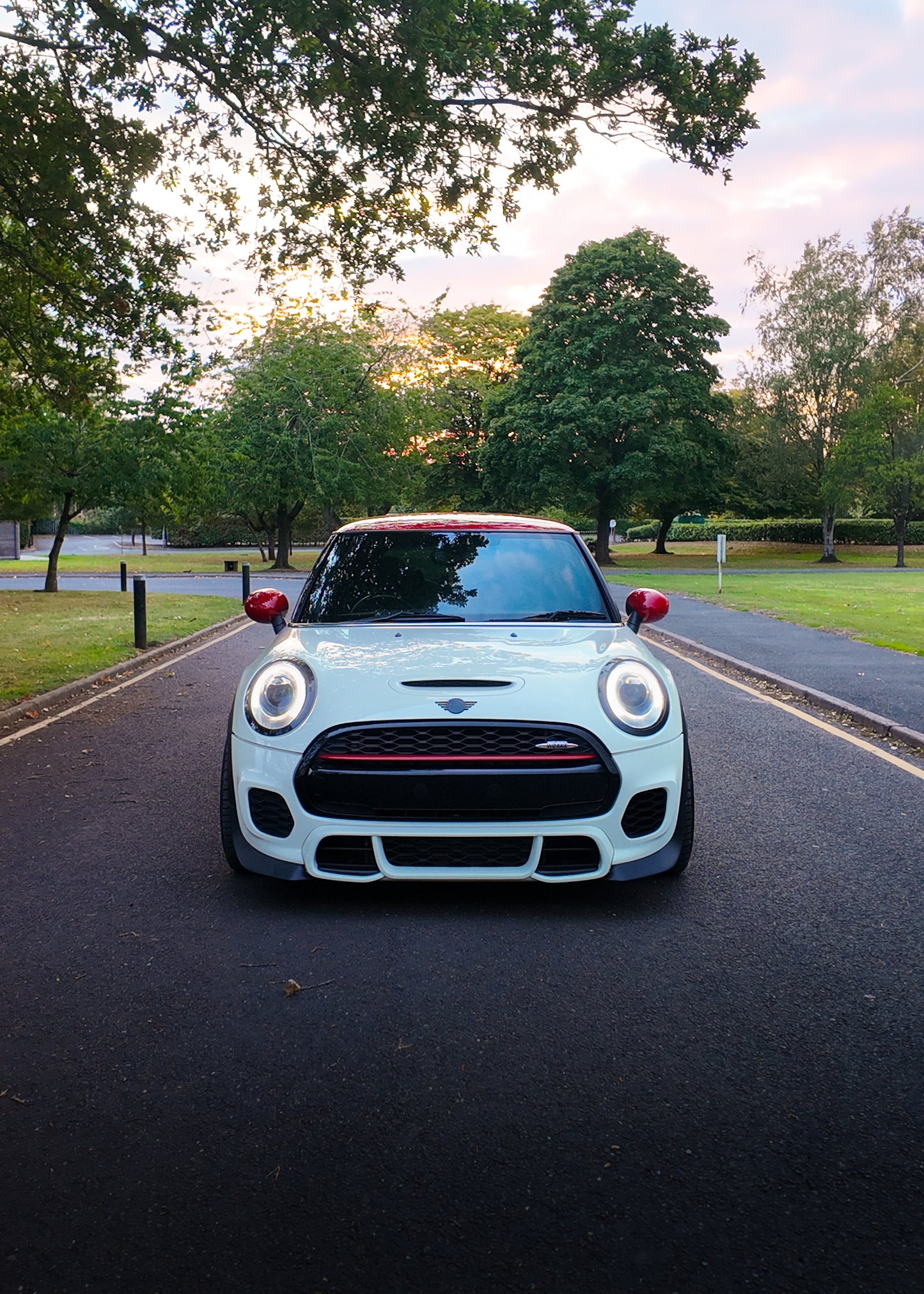Mini GP3 Style Corner Splitters